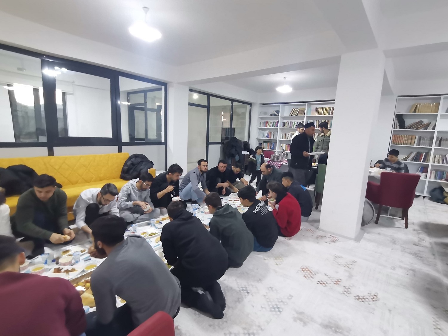 Afşin Kyk Öğrencileri, Diyanet Gençlik Merkezi İftarında Bir Araya Geldi (2)