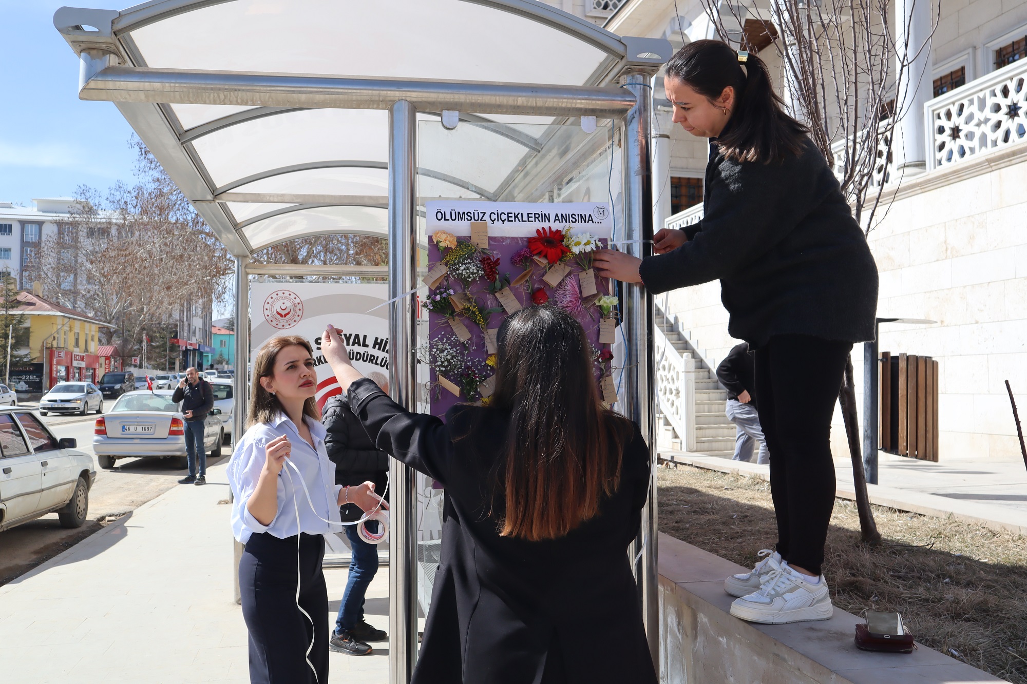 Afşin’de 8 Mart Dünya Kadınlar Gününde Anlamlı Etkinlik (6)