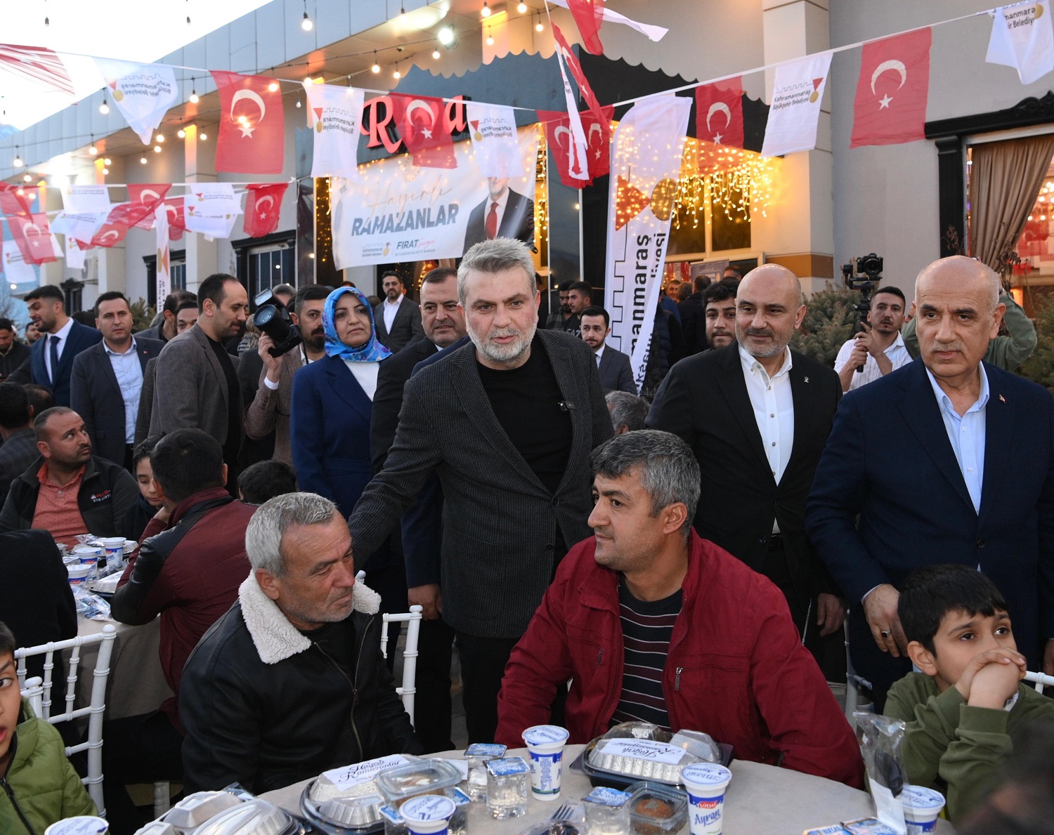 Büyükşehir’in Gönül Sofrası Elbistan’da Kuruldu (1)