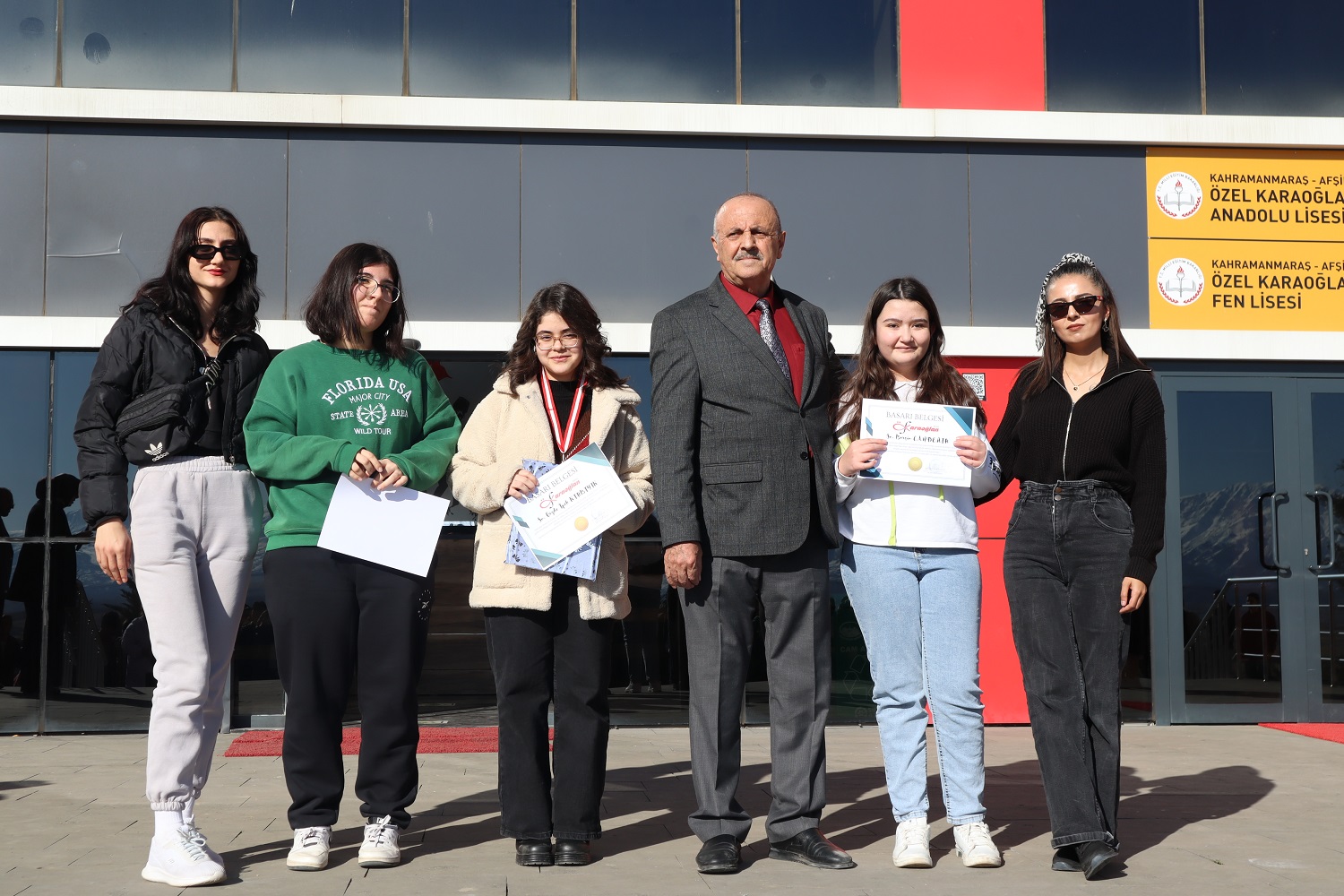 Karaoğlan Koleji’nde Dereceye Giren Öğrenciler Ödüllendirildi (5)