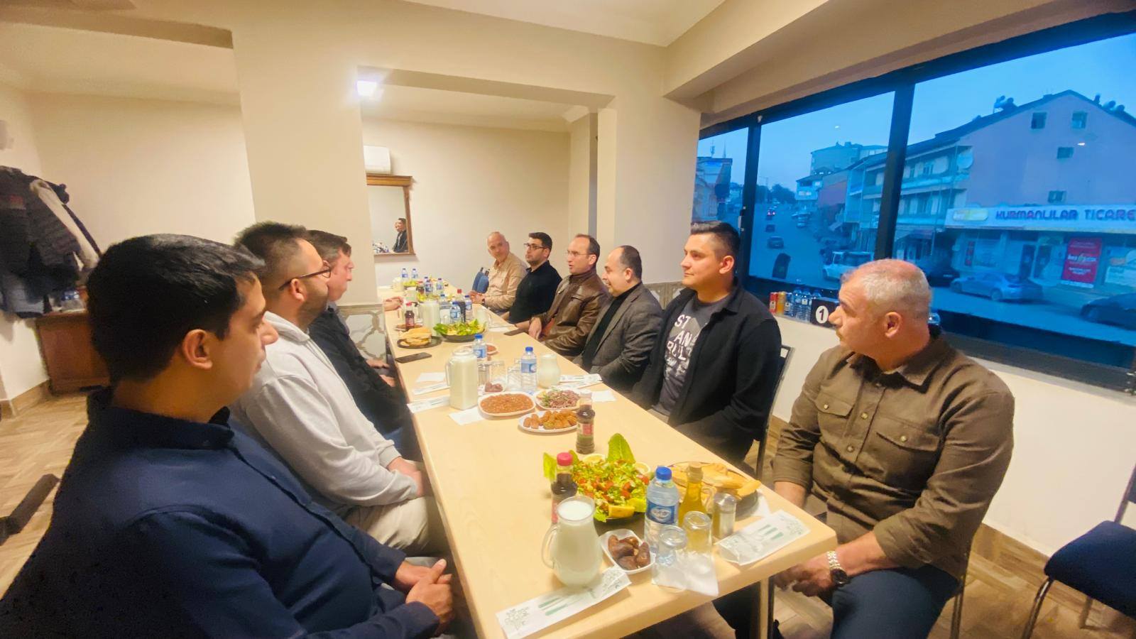 Kaymakam Sarıdoğan, Emniyet Mensupları Ile İftar Sofrasında Buluştu