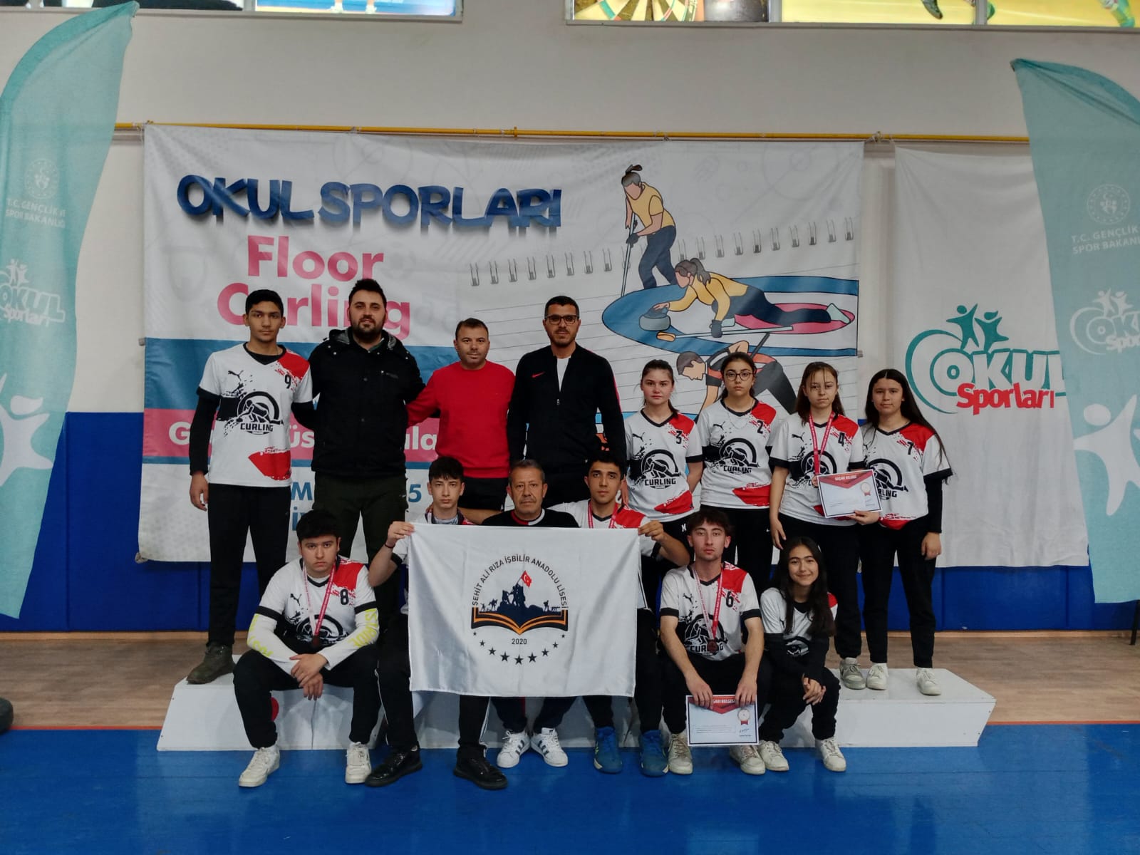 Şehit Ali Rıza İşbilir Anadolu Lisesi'nden Tarihi Floor Curling Başarısı1