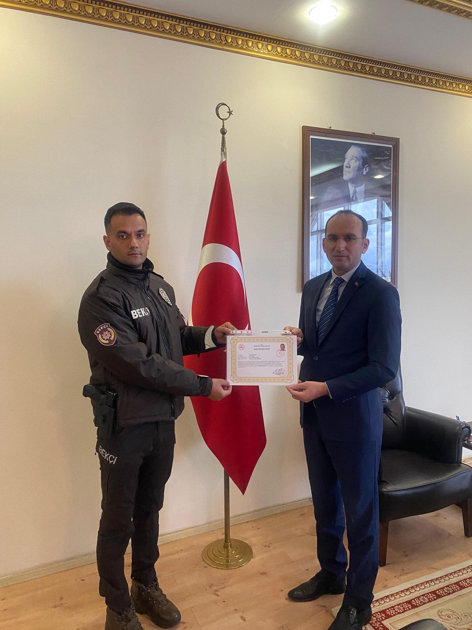 Kaymakam Sarıdoğan’dan Polis Teşkilatına Anlamlı Kutlama Ve Başarı Belgesi10