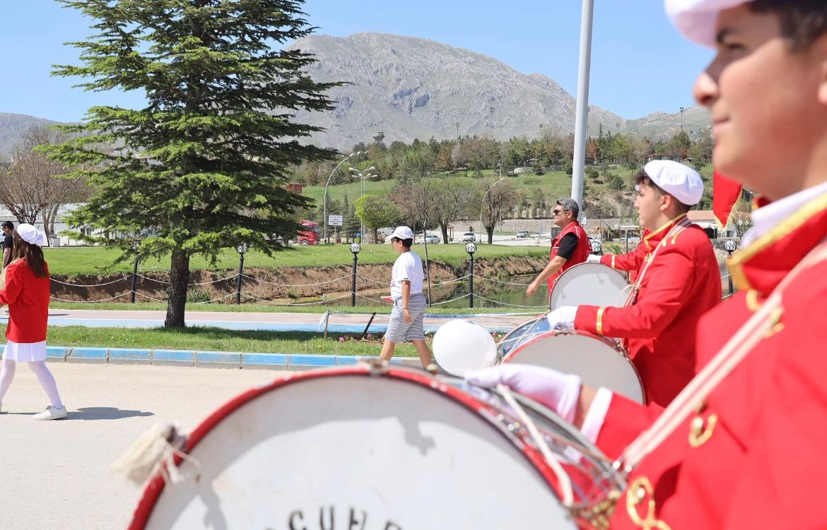 19 Mayıs Atatürk’ü Anma, Gençlik Ve Spor Bayramı Elbistan’da Coşku Ile Kutlandı1 (2)