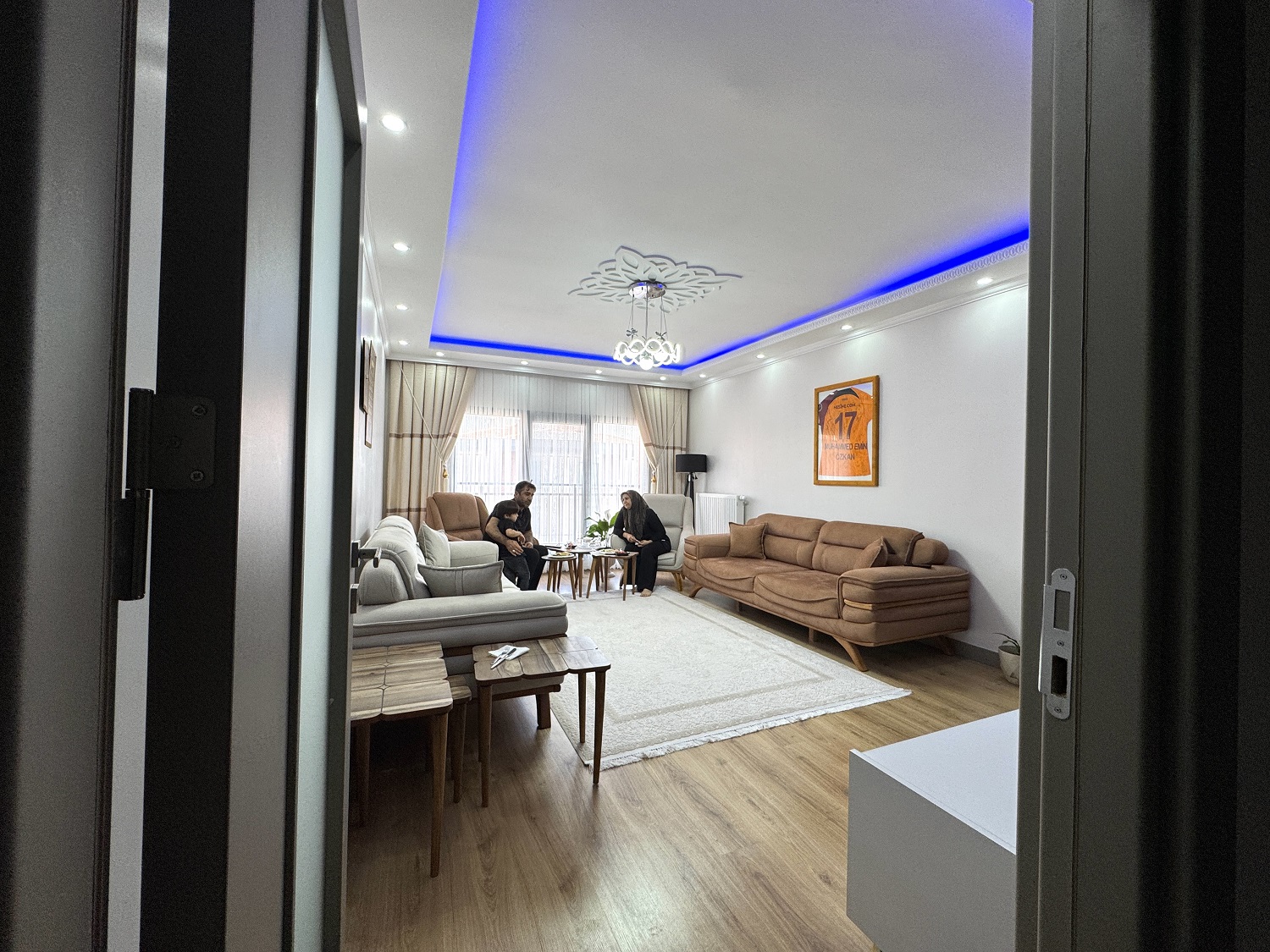6 Şubat Depremlerinde Yıkılan Ebrar Sitesi'nde Yaşam Yeniden Başladı (2)