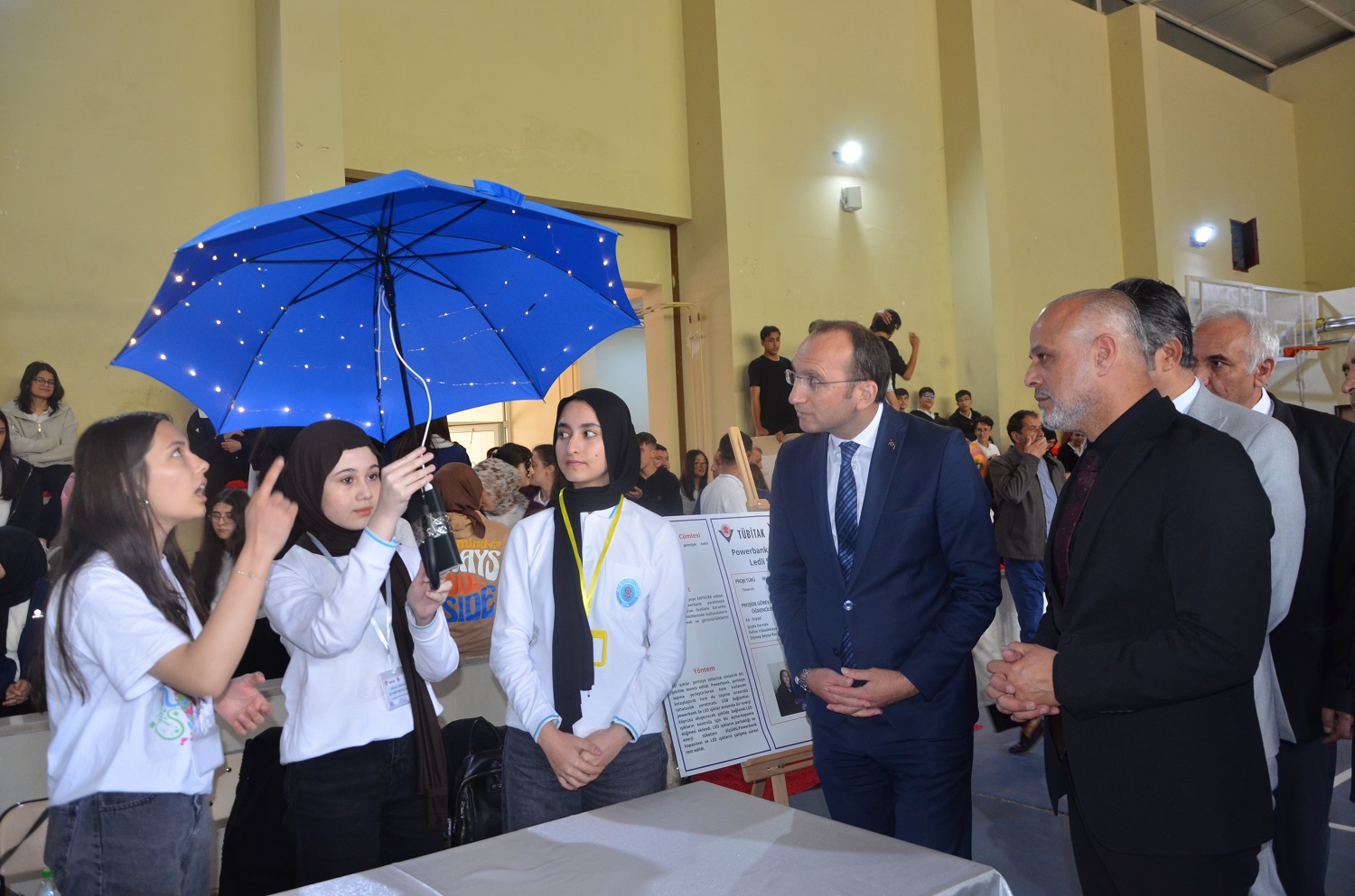 Afşin Fen Lisesi’nde Tübi̇tak Destekli Bilim Fuarı Düzenlendi (2)