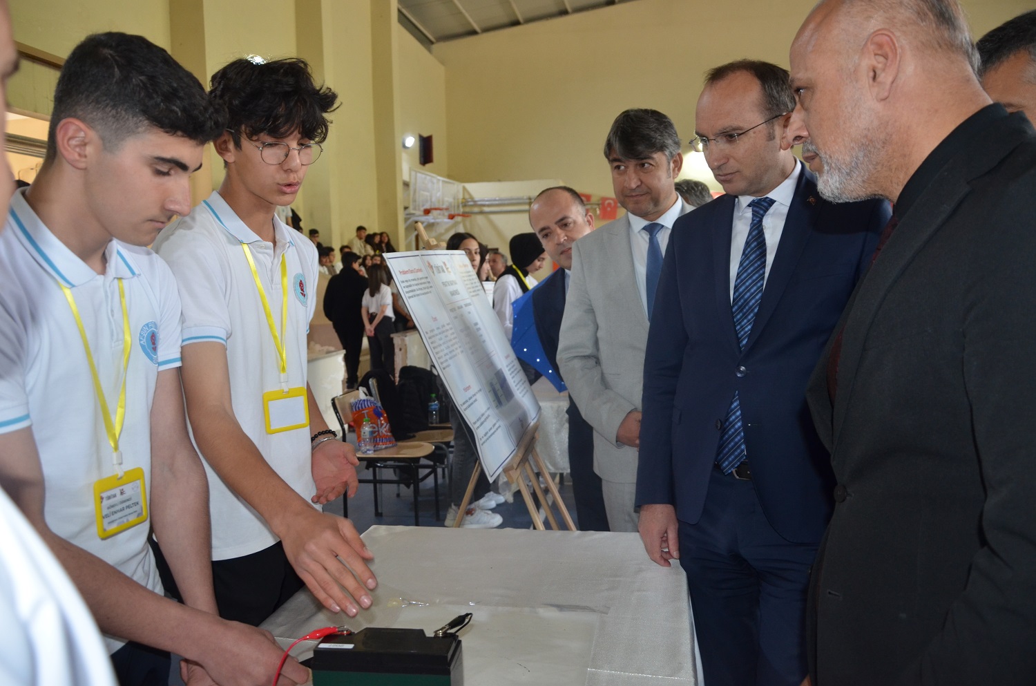 Afşin Fen Lisesi’nde Tübi̇tak Destekli Bilim Fuarı Düzenlendi (3)