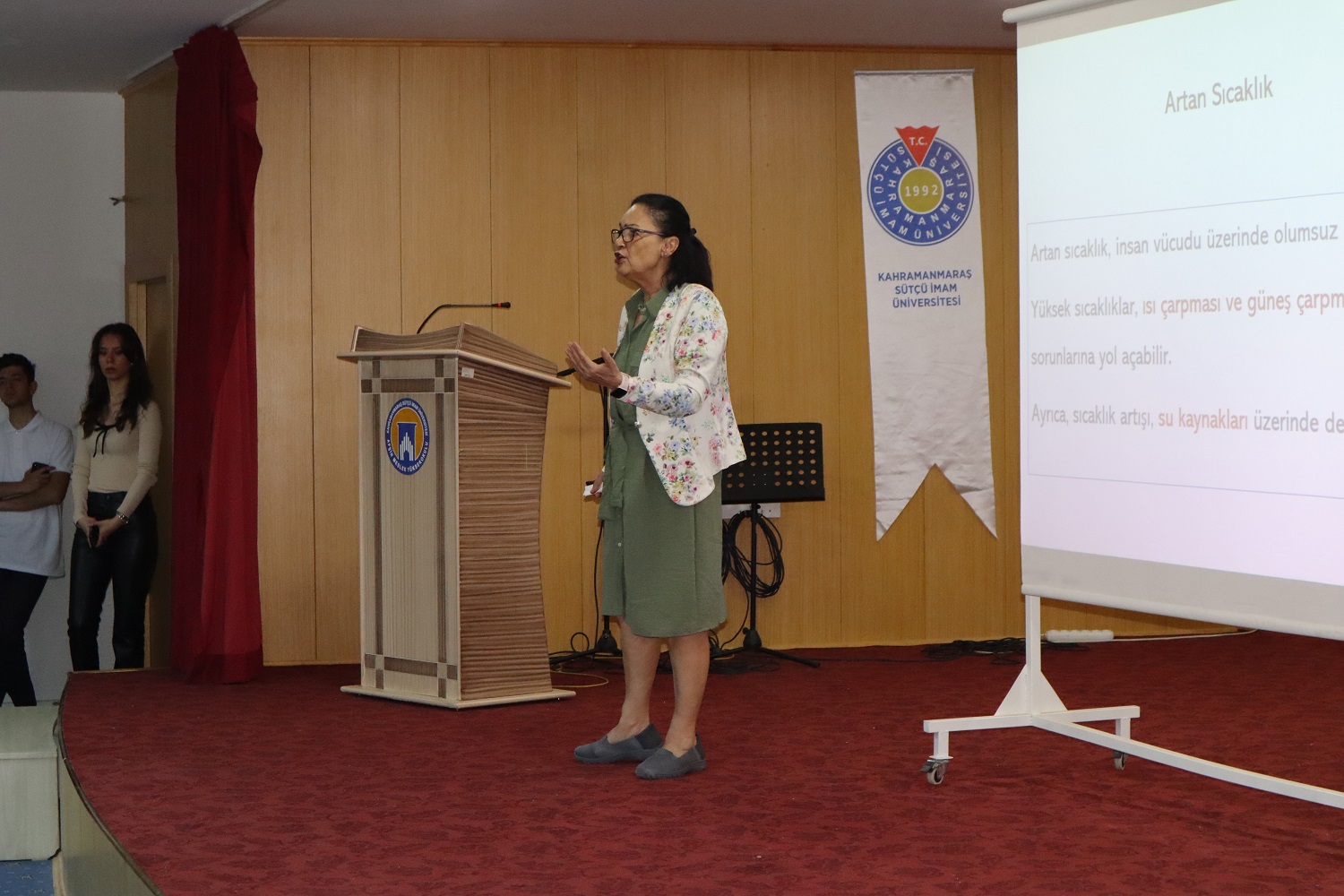 Afşin Sağlık Yüksekokulu’ndan Hemşirelik Haftasına Özel Seminer Düzenlendi (6)
