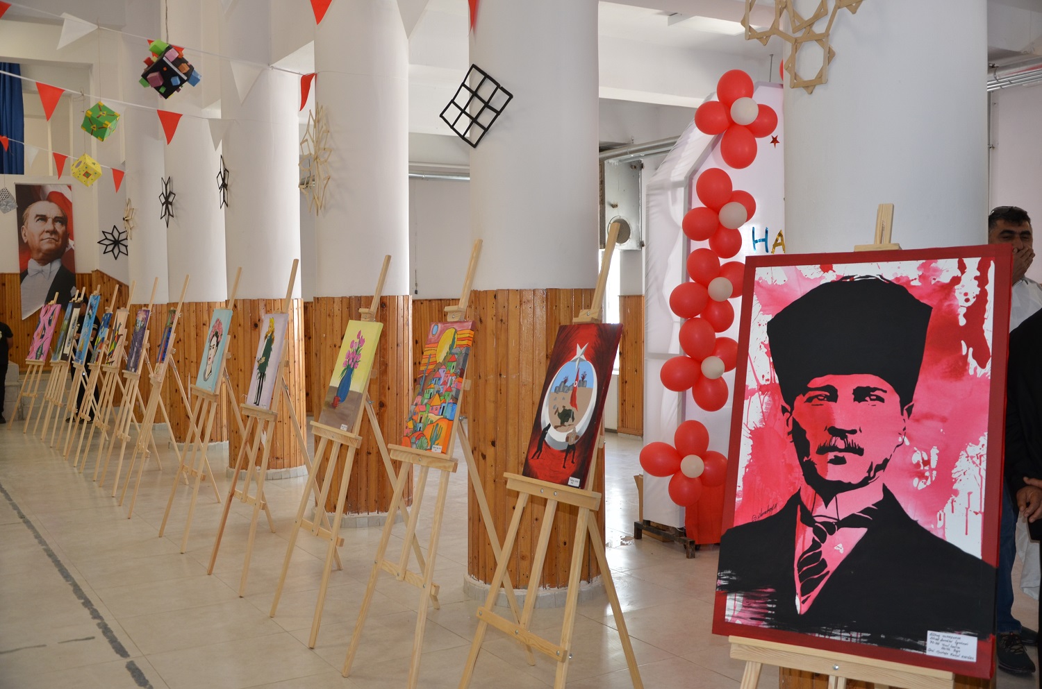 Afşin Teaş İstiklal Ortaokulu Yıl Sonu Sergisi Düzenlendi (15)