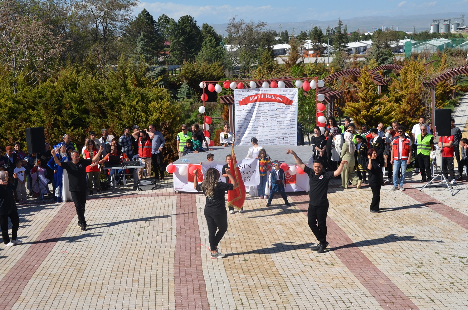 Afşin'de Aile Yılı Etkinlikleri Renkli Görüntülere Sahne Oldu (12)