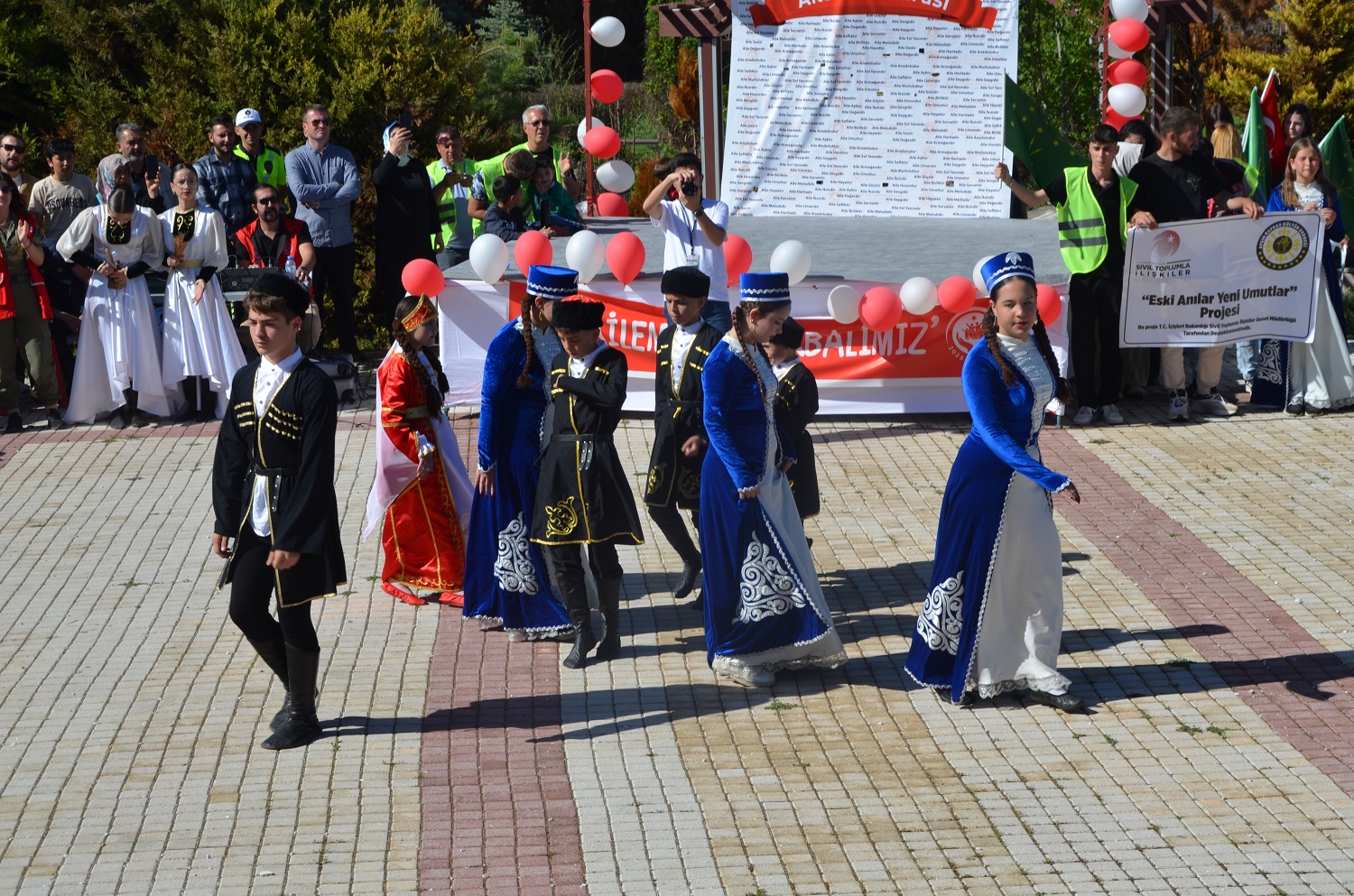 Afşin'de Aile Yılı Etkinlikleri Renkli Görüntülere Sahne Oldu (13)