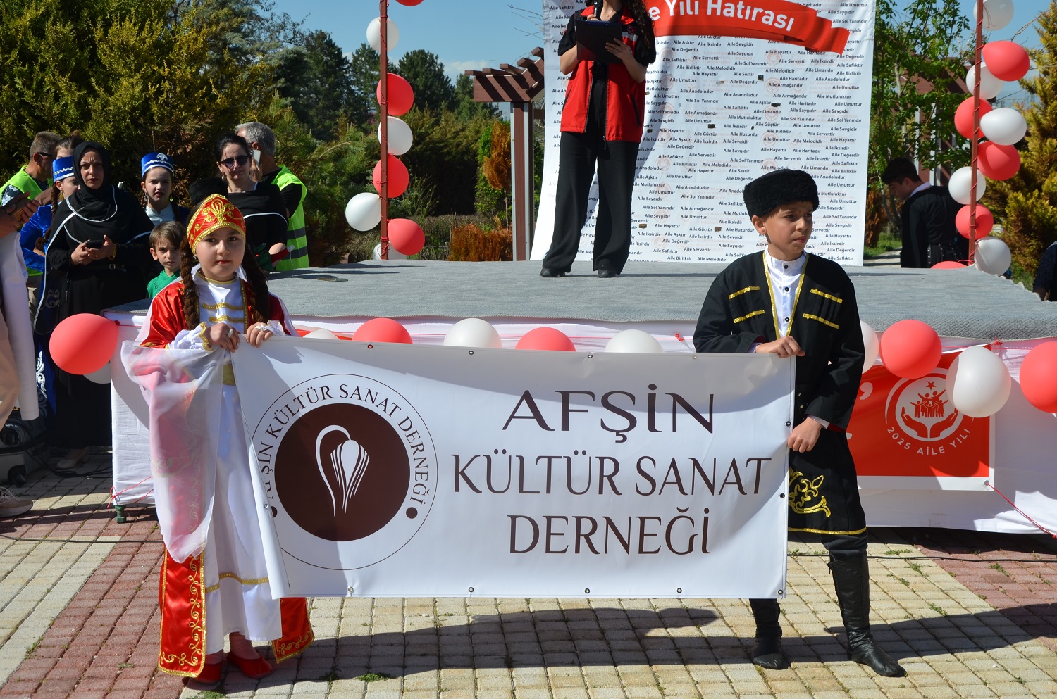 Afşin'de Aile Yılı Etkinlikleri Renkli Görüntülere Sahne Oldu (9)