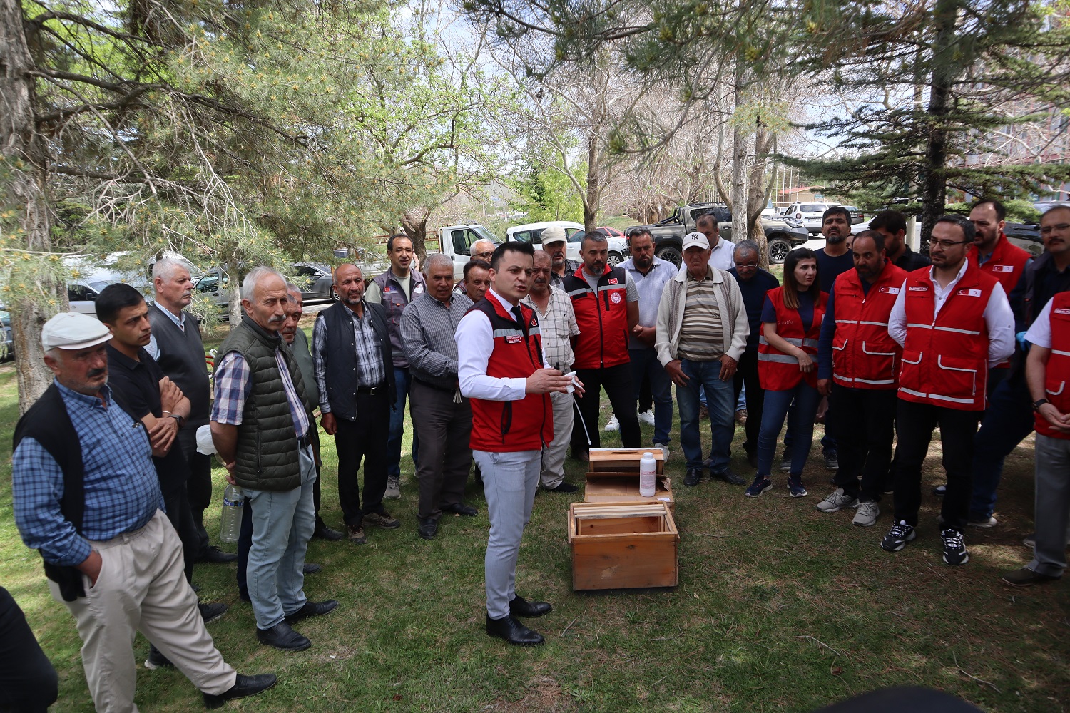 Afşin’de Arıcılara Kitoset Tanıtımı Ve Uygulama Bilgilendirmesi Yapıldı (5)