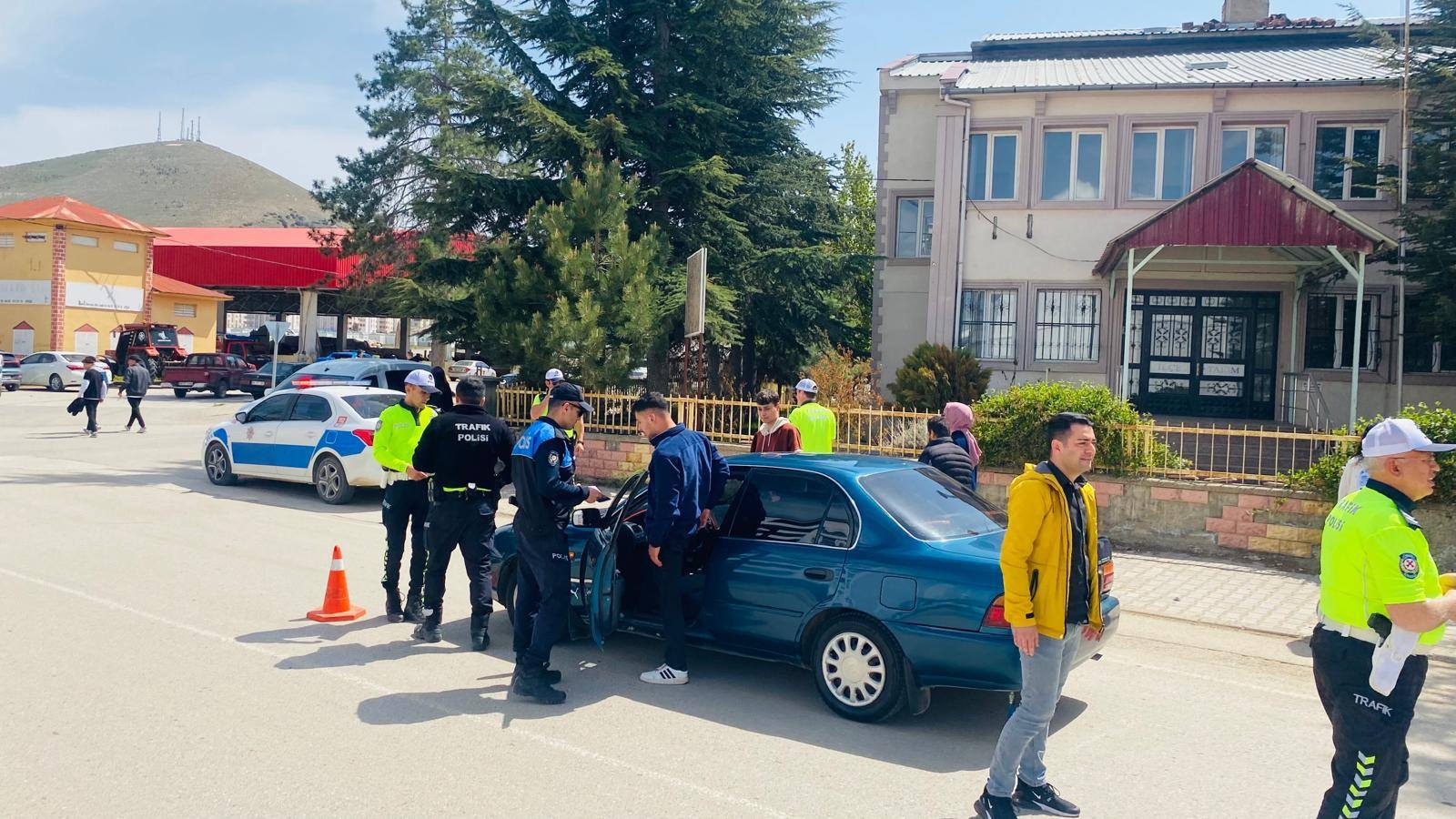 Afşin’de Kades Ve Trafik Güvenliği Bilgilendirmesi Yapıldı8