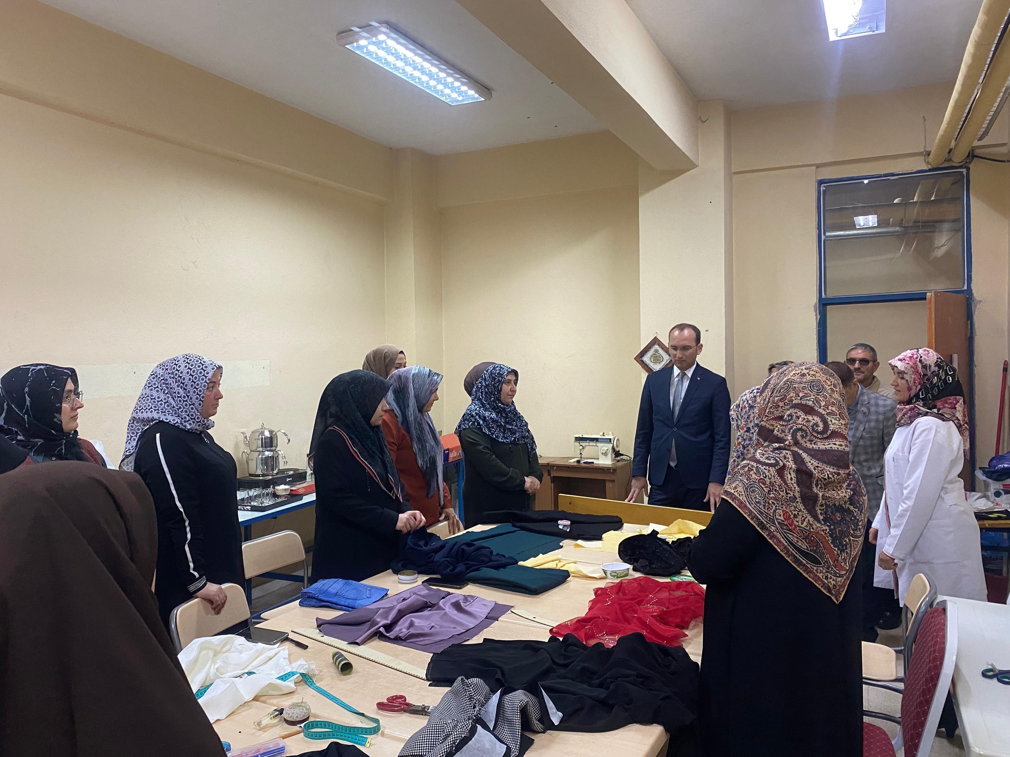 Afşin’de Kadınların El İşi Göz Nuru Eserleri Sergilendi3