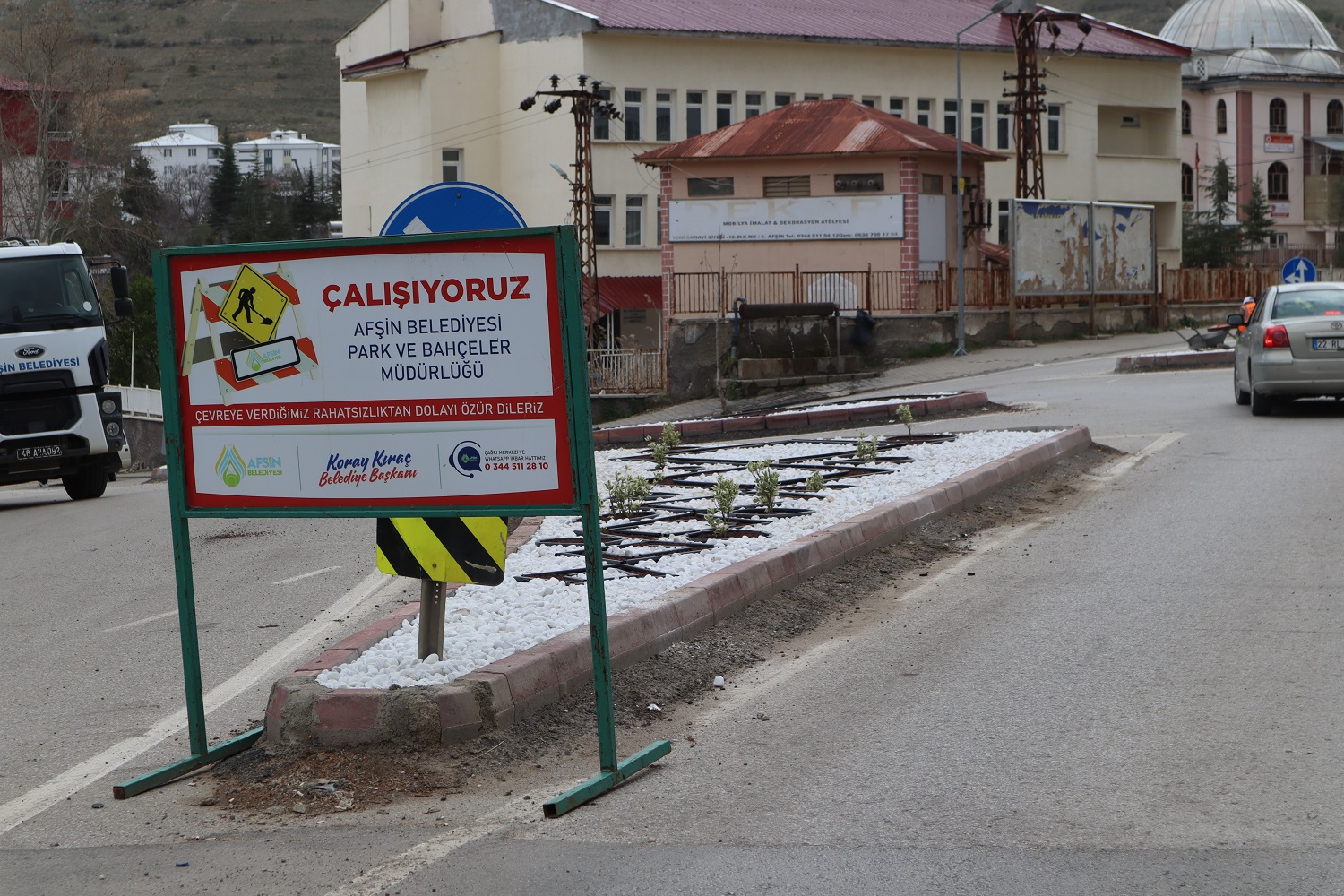 Afşin’de Refüjler, Kavşaklar Ve Kaldırımlar Renkleniyor (7)
