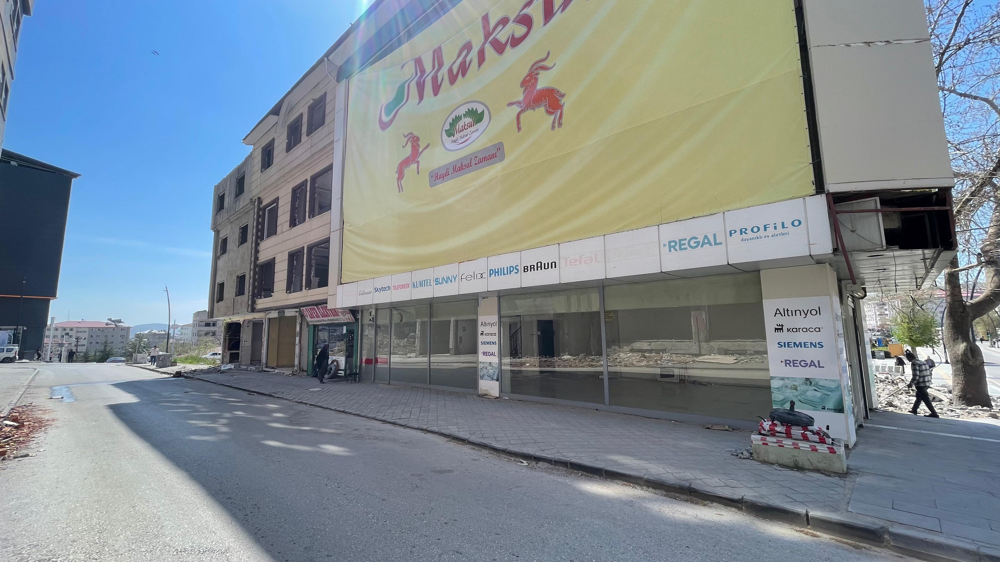  Afşin’de Rezerv Alanlarda Yıkım Çalışmaları Devam Ediyor (7)