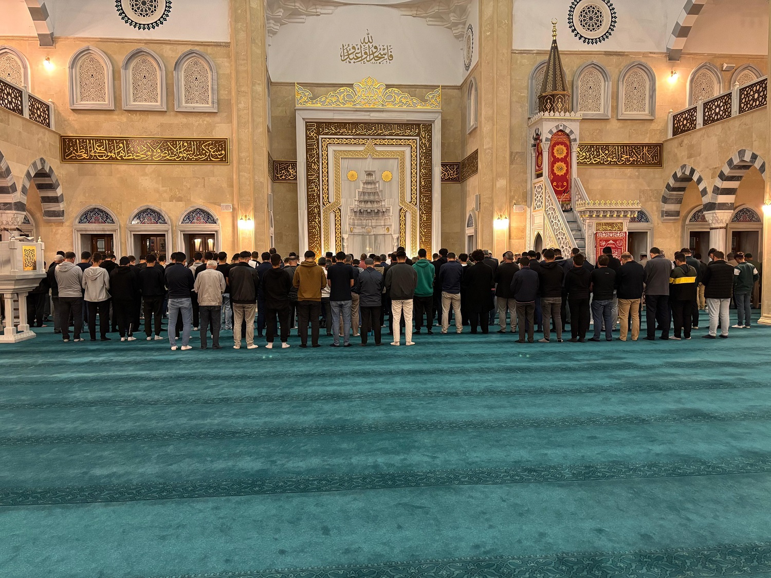 Afşin’de Sabah Namazı Buluşması Yoğun Katılımla Gerçekleştirildi (1)