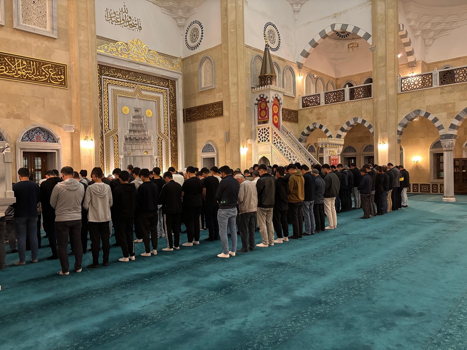 Afşin’de Sabah Namazı Buluşması Yoğun Katılımla Gerçekleştirildi (3)