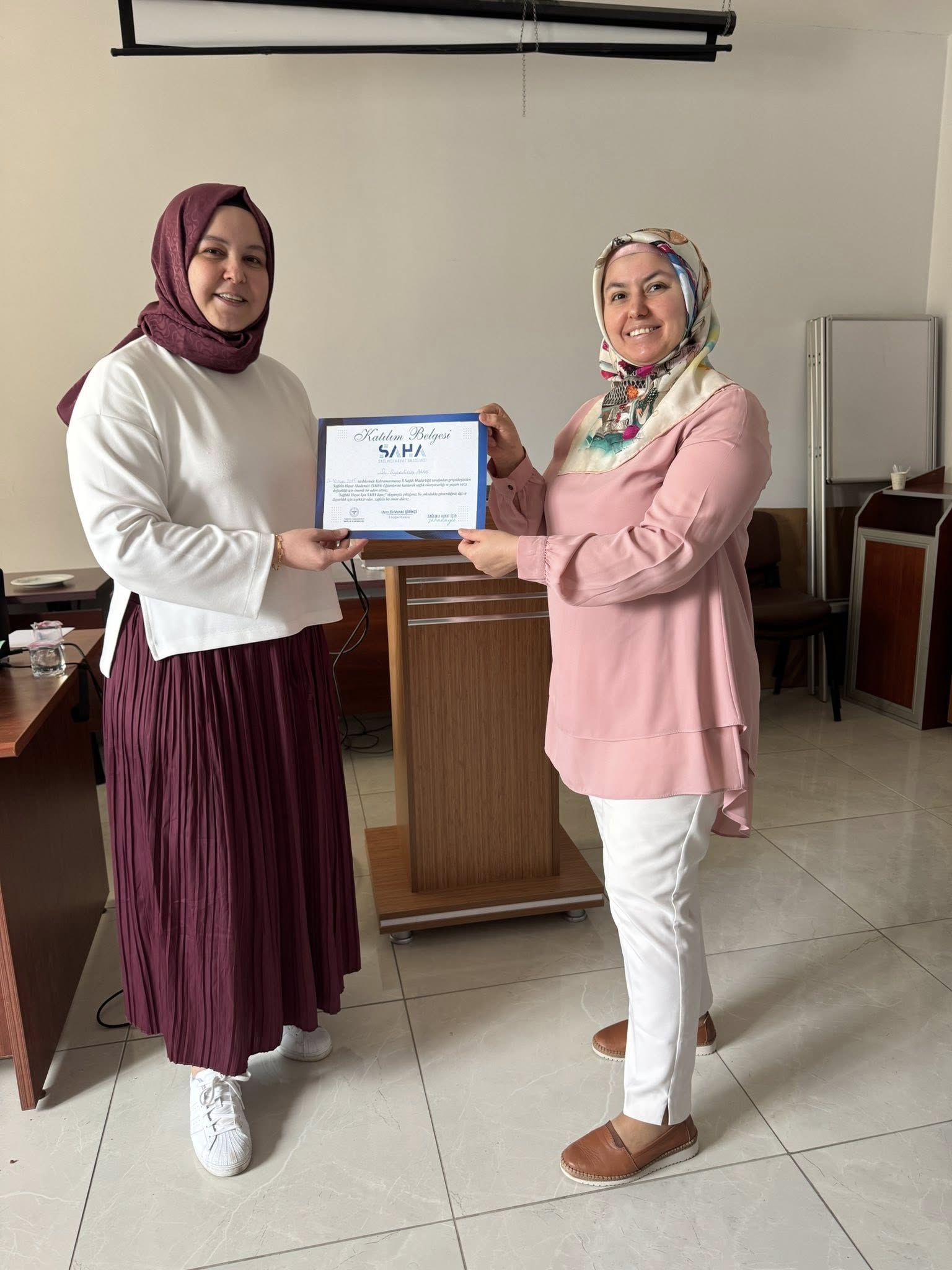 Afşin’de Sağlıklı Hayat Akademisi Mezunlarına Tebrik1