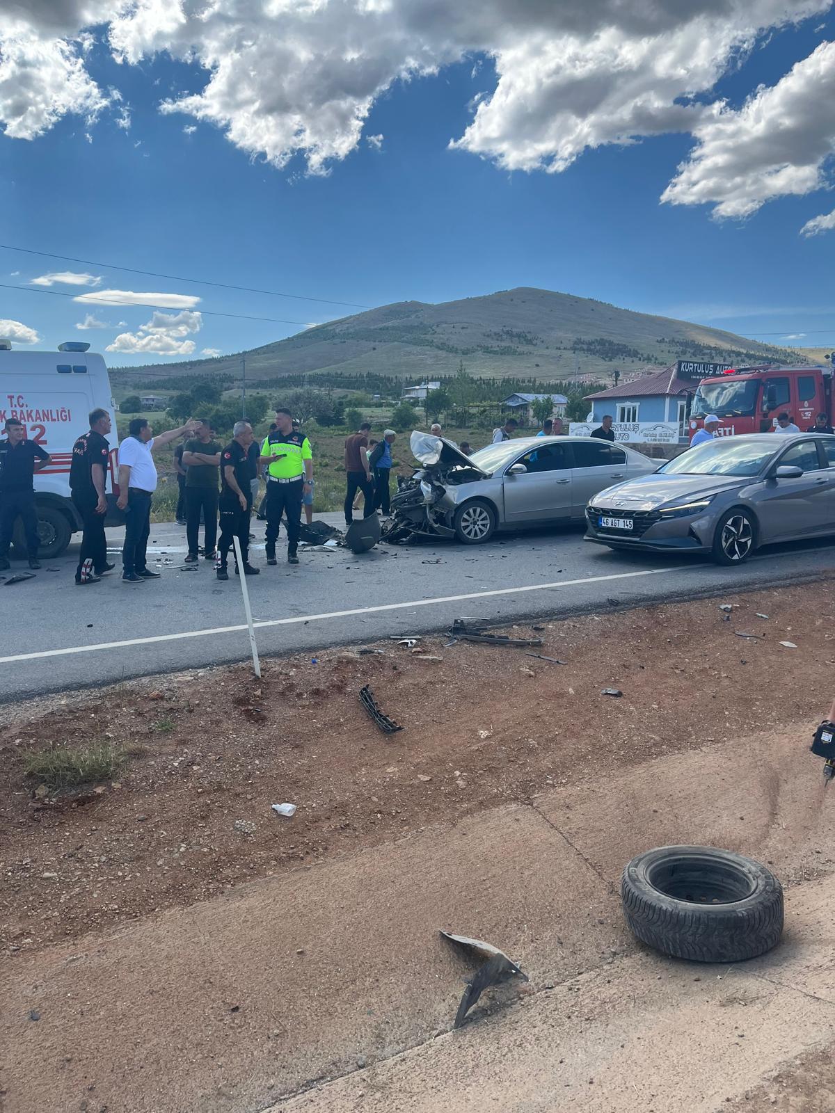 Afşin’de Trafik Kazası 6 Yaralı9