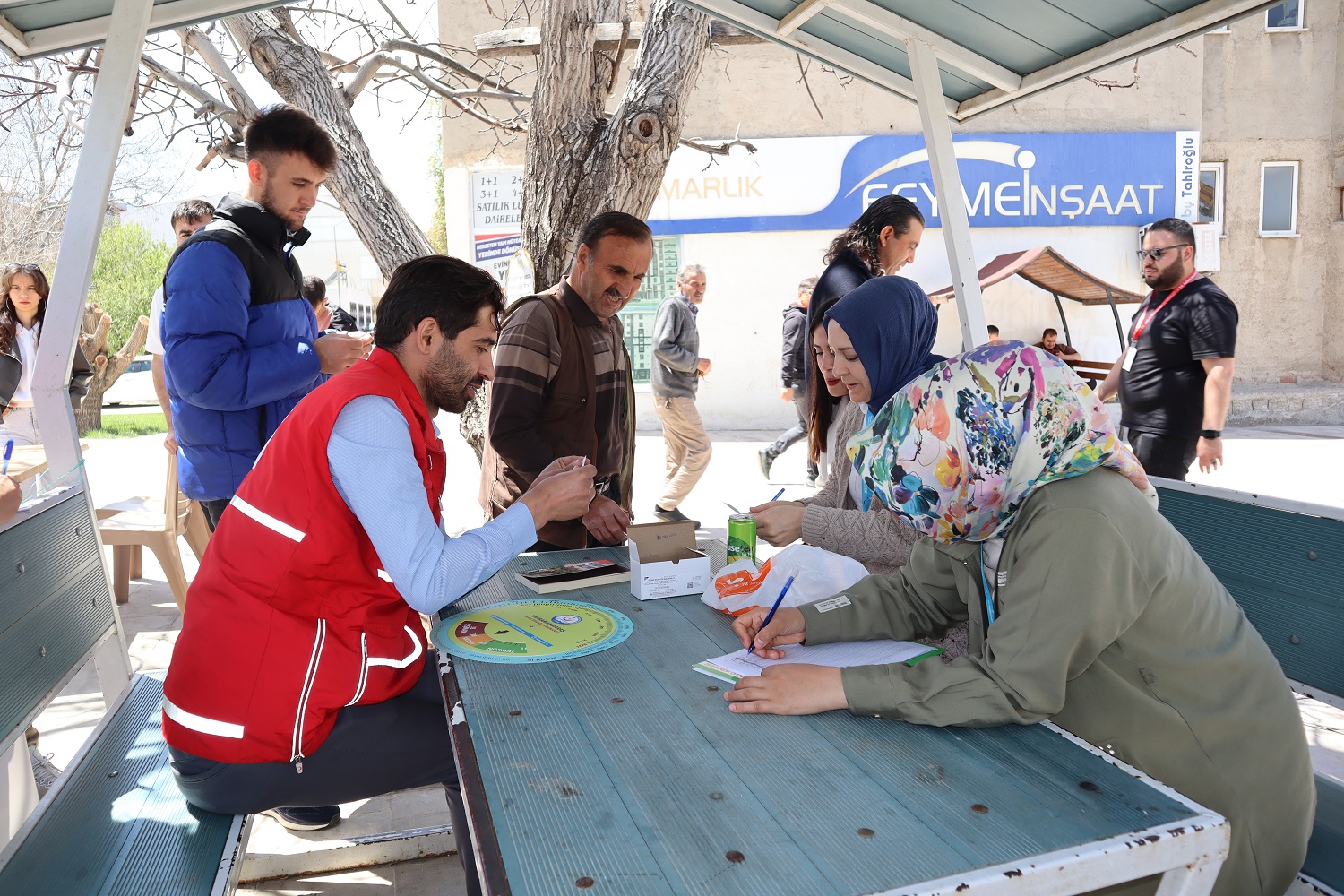 Afşin’de Vatandaşlar Vücut Kitle Endekslerini Öğreniyor (1)