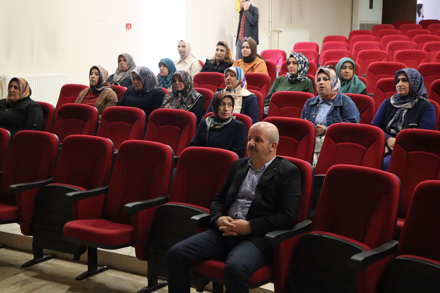 Afşin’de Velilere Narkotik Konulu Eğitim Verildi (2)