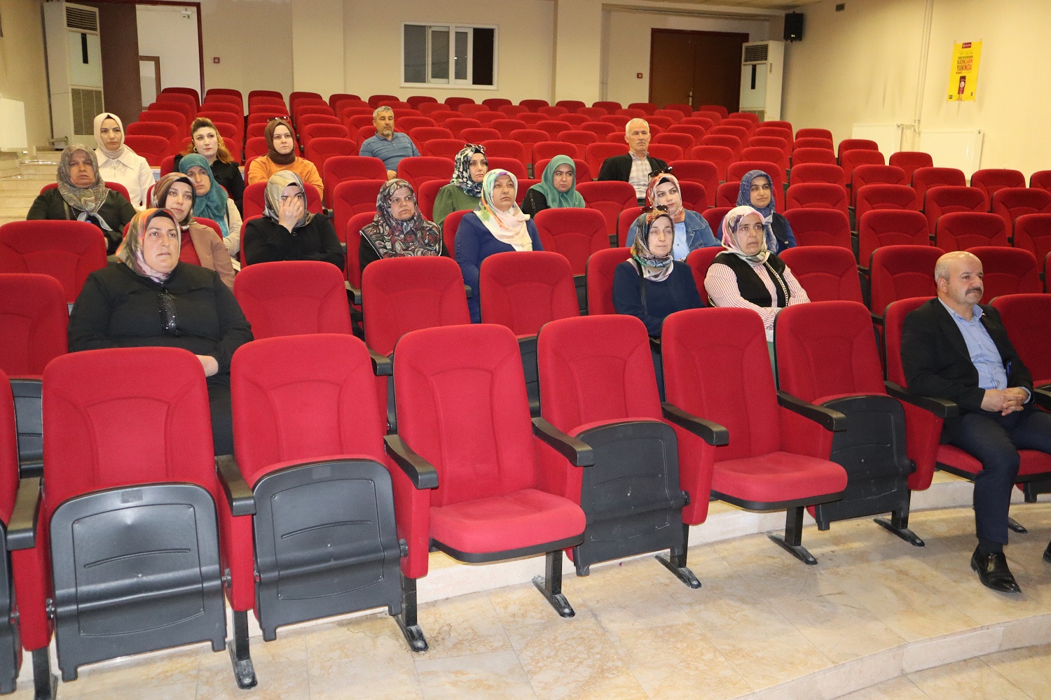 Afşin’de Velilere Narkotik Konulu Eğitim Verildi (5)