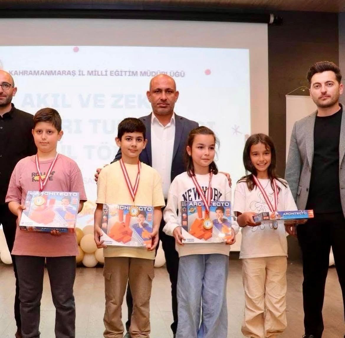 Afşinli Öğrenci, Akıl Ve Zekâ Oyunları Turnuvası'nda İl Birincisi Oldu (2)