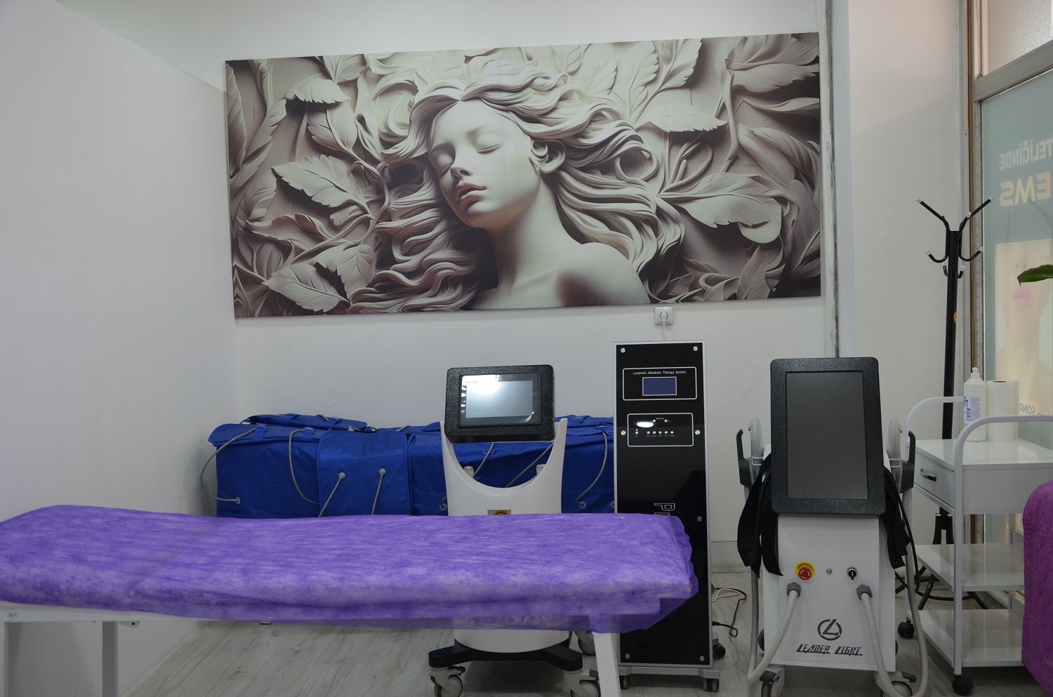 Ahsen Beauty Lounge Afşin’de Hizmete Açıldı (12)