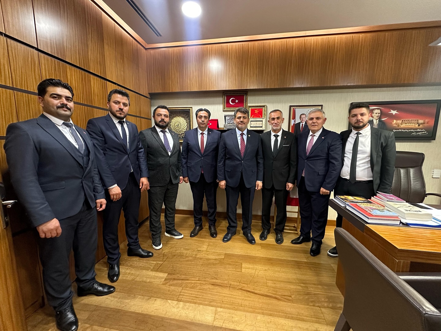 Ak Parti Elbistan İlçe Başkanı Arslan, Milletvekili Debgici'yi Ziyaret Etti1