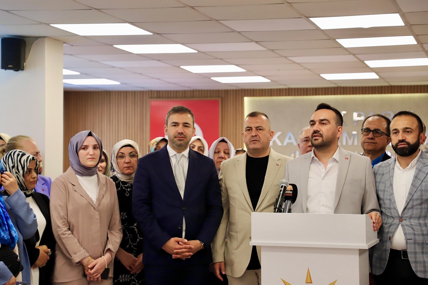 Ak Parti Kahramanmaraş'tan 27 Mayıs Darbesi Anısına Basın Açıklaması3