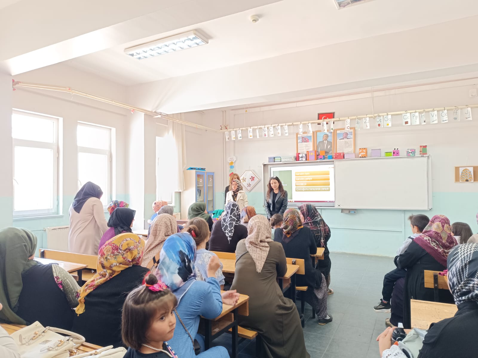 Altaş Şehit Yaşar Özdemir İlkokulu’nda Velilere Yönelik Anlamlı Seminer1