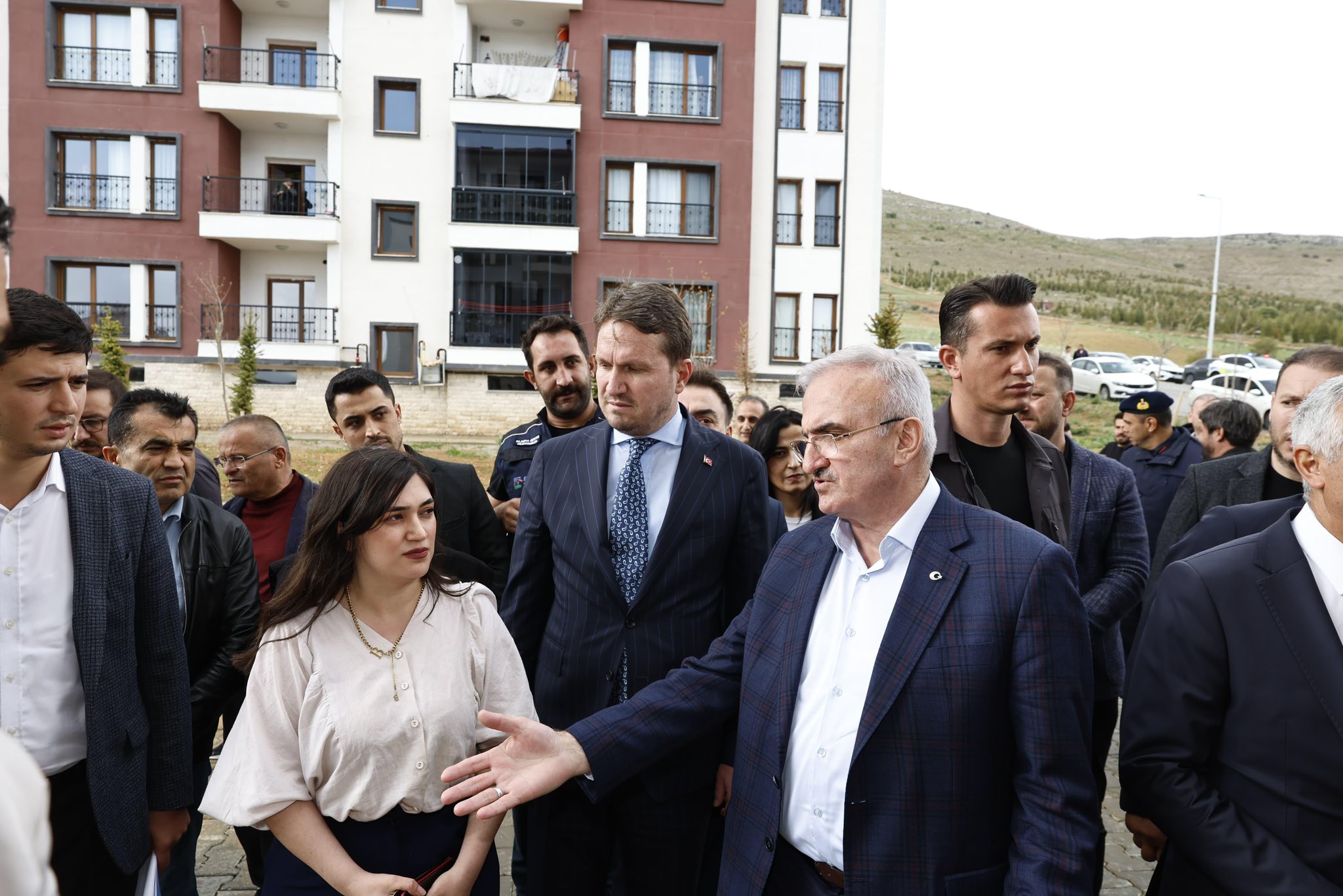 Bakan Yardımcısı Karaloğlu Ve Vali Ünlüer Afşin’de Toki̇ Konutlarını İnceledi5