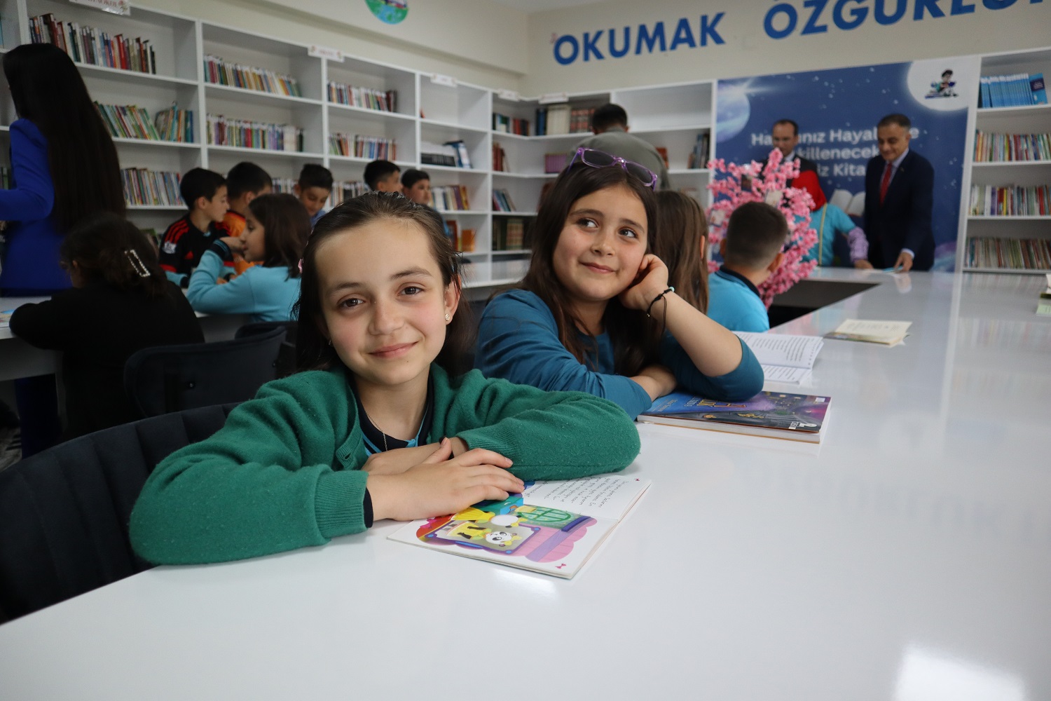 Çobanbeyli Cumhuriyet Ortaokuluna Yaren Çocuk Kütüphanesi Açıldı (22)