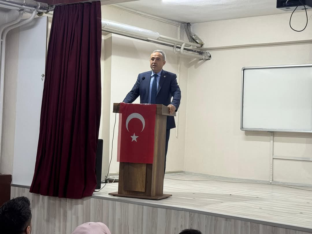 Dr. İrfan Karatutlu “Çocuklarımızın Düşünen Ve Üreten Bireyler Olması İçin Her Adımı Destekliyoruz” (1)