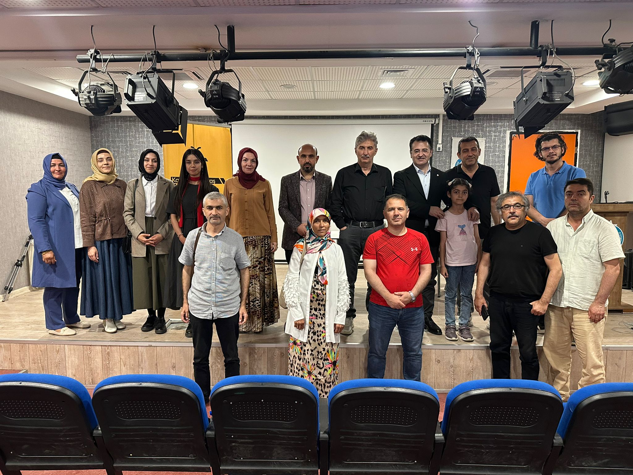 Edebiyat Akademisi’nde Söyleyişiler Devam Ediyor