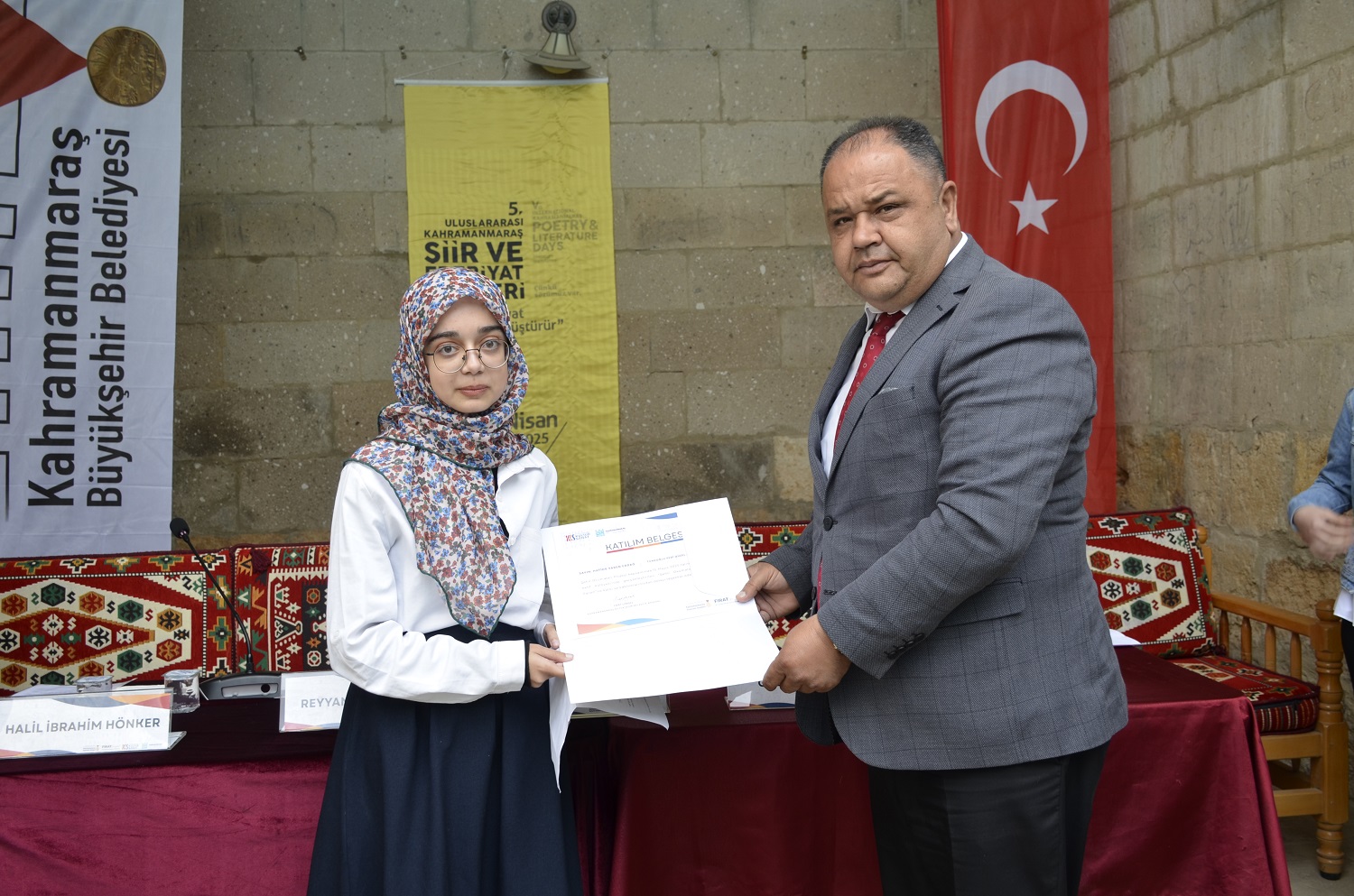 Eshab I Kehf’te Bir Edebiyat Yolculuğu (7)