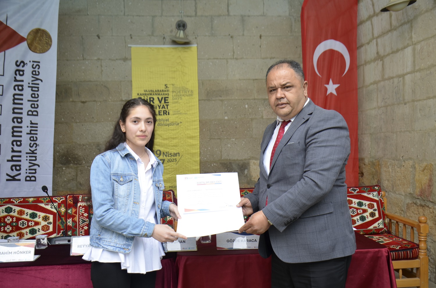 Eshab I Kehf’te Bir Edebiyat Yolculuğu (8)