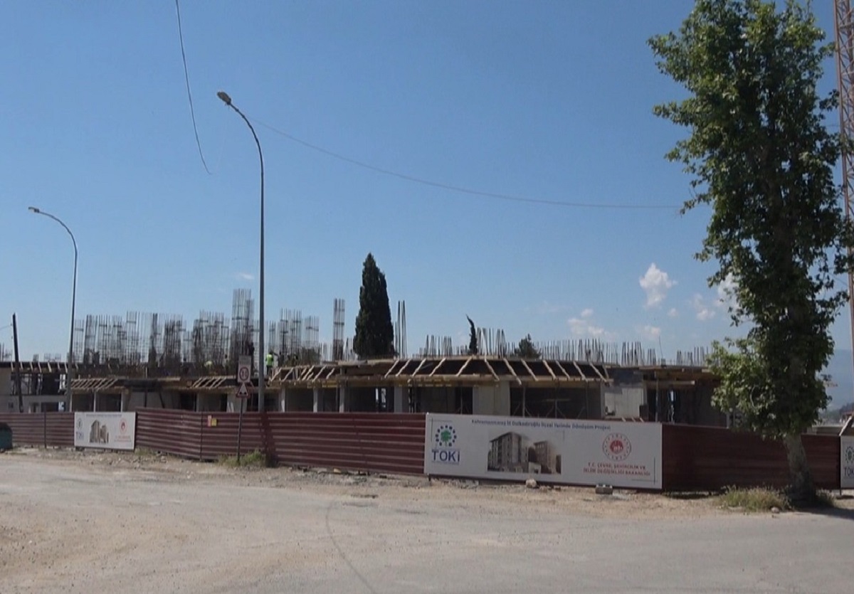 Eski Mahallelerde Deprem Konutları Yükseliyor (4)