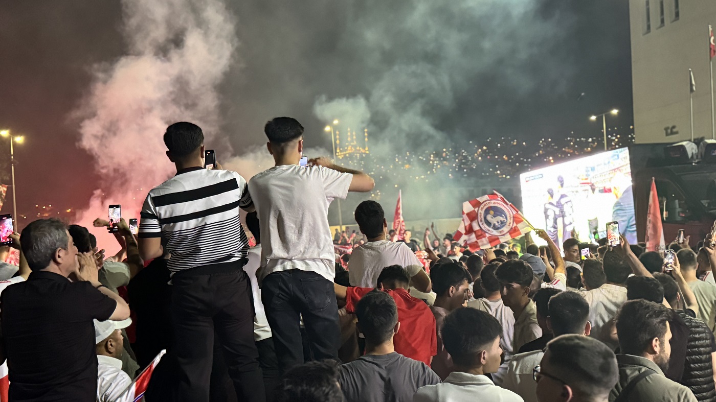 İstiklalspor'un, Nesine 2. Lig'e Yükselmesi Kahramanmaraş'ta Sevinçle Karşılandı (2)