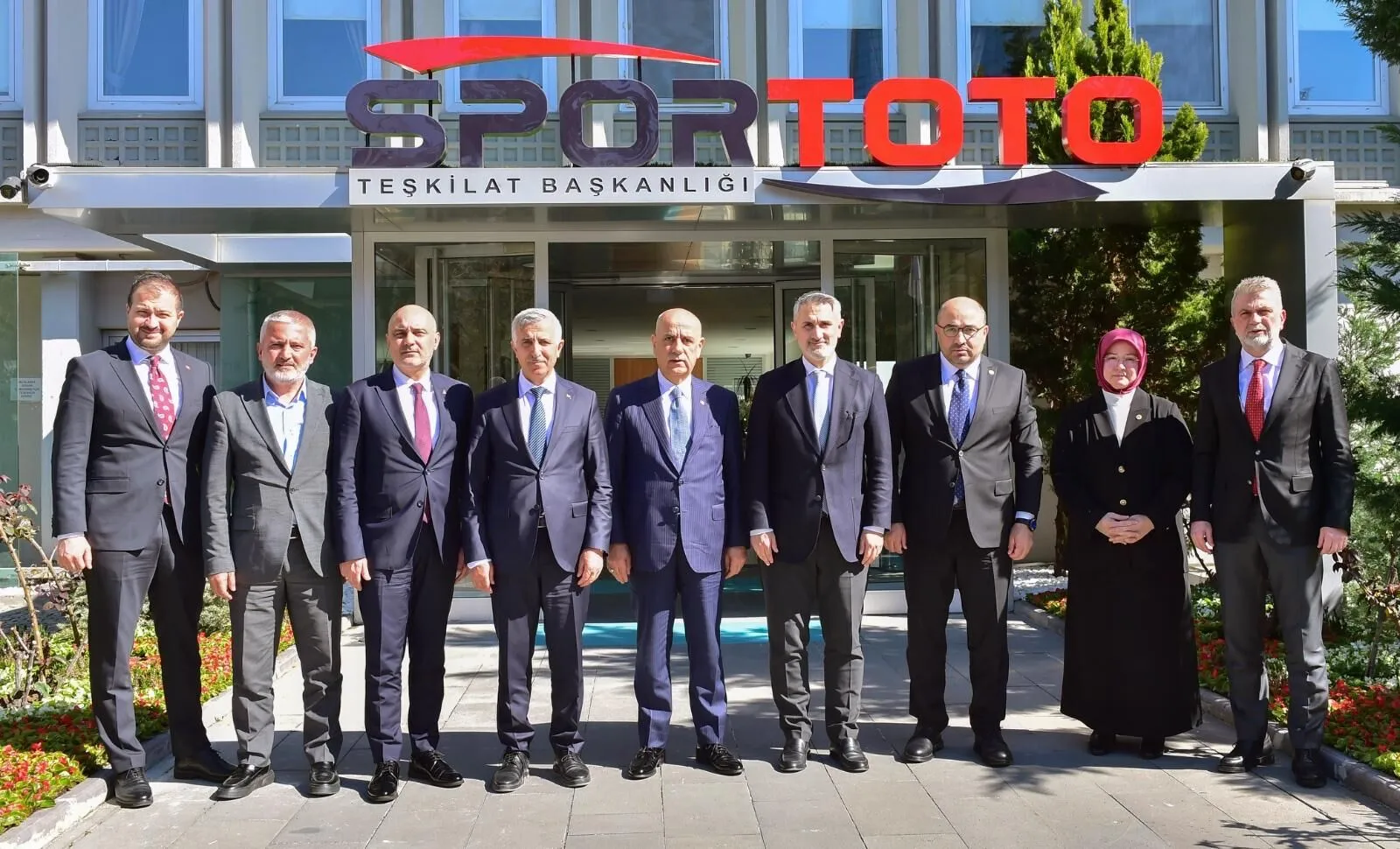 Kahramanmaraş’ın Yeni Stadı İçin İmzalar Atıldı