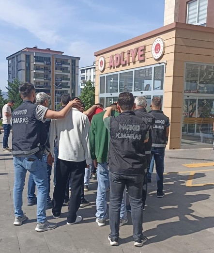 Kahramanmaraş’ta Uyuşturucu Ticareti Yapan 14 Kişi Tutuklandı 1