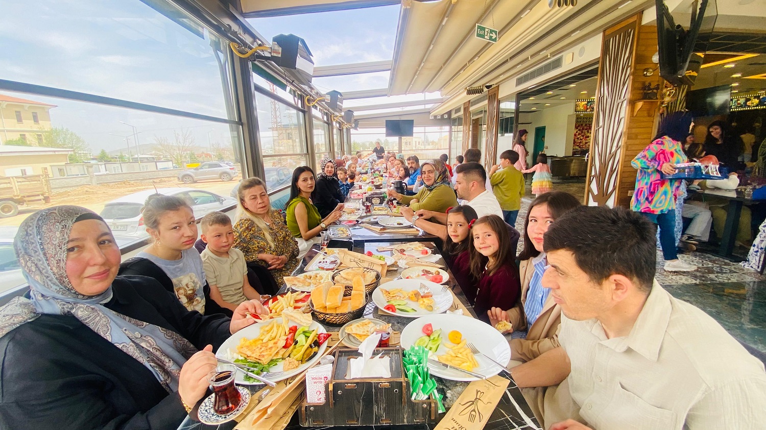 Karaoğlan Koleji’nden Anneler Günü’ne Özel Anlamlı Etkinlik (2)