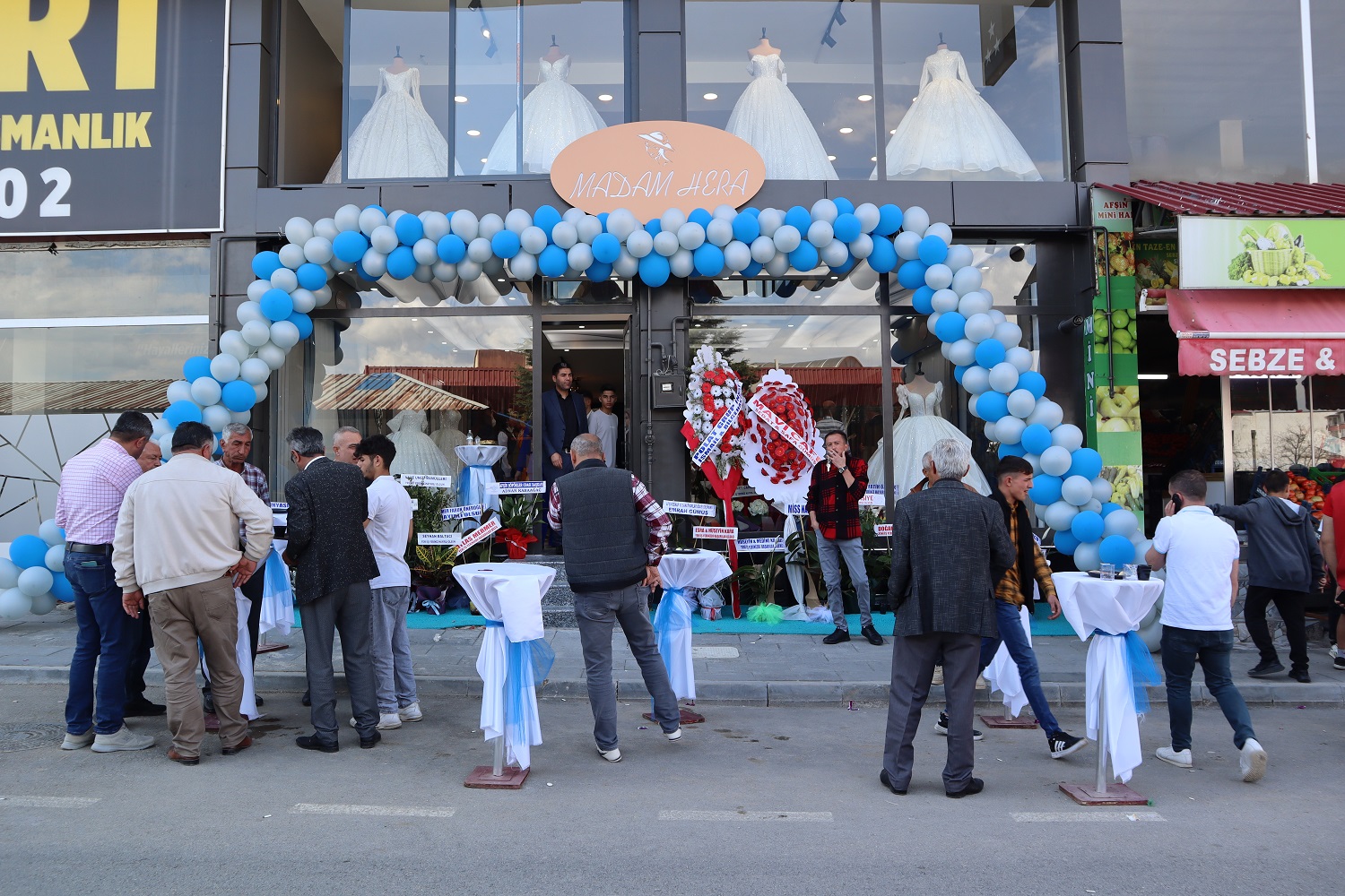 Madam Hera Gelinlik Ve Perde Mağazası Açıldı (11)