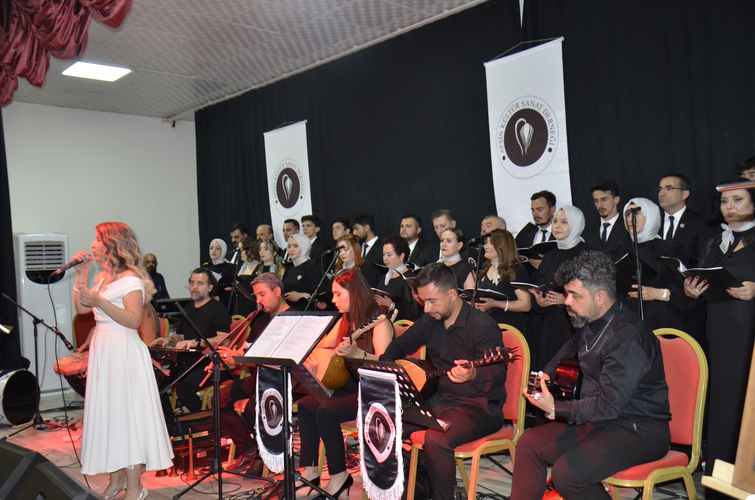 Mahzuni Şerif, Vefatının 23. Yılında Unutulmaz Bir Konserle Anıldı (28)