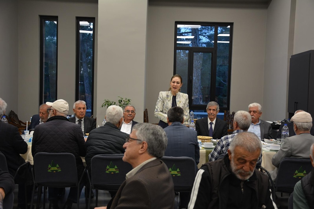 Mhp Tarafından 1. Hatır Sofrası Yemeği Düzenlendi1