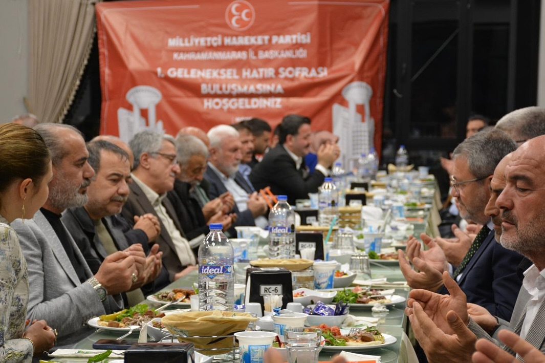 Mhp Tarafından 1. Hatır Sofrası Yemeği Düzenlendi2