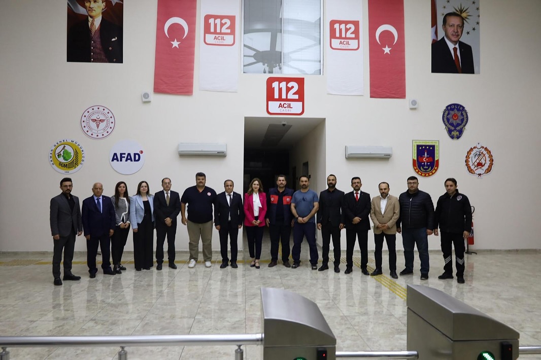 Milletvekili Dora, 112 Acil Çağrı Merkezi'ni Gece Yarısı Ziyaret Etti