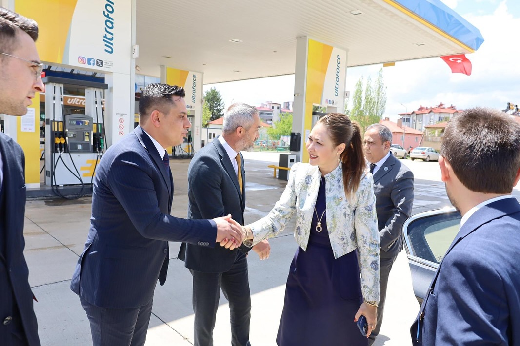 Milletvekili Dora, Göksun Ericek Mahallesi’ni Ziyaret Etti3
